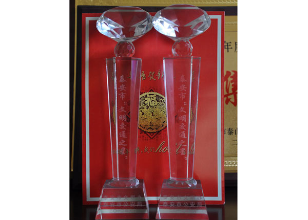 �c���鿴Ԕ��(x��)��Ϣ<br>��(bi��o)�}��   ��x�Δ�(sh��)��1519